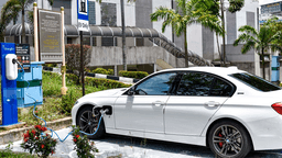 BMW recalls nearly 30K vehicles over engine starter defect that could cause fire